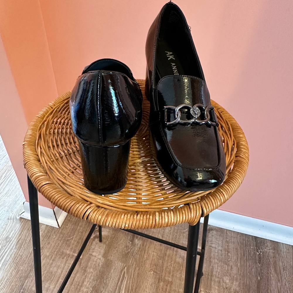 Women’s Anne Klein Shoes, Black, Size 9 - Picture 13 of 13